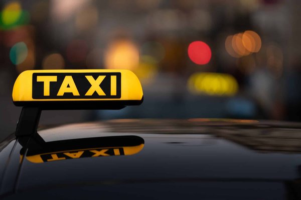 Votre taxi à Lille attend votre appel, 24h/24 et 7j/7